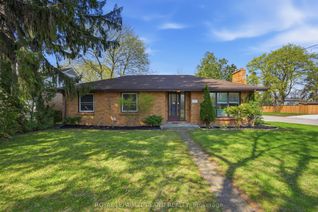 Detached House for Sale, 305 Stephen St, London South, ON