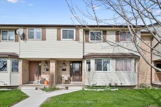 Condo Townhouse for Sale, 40 Silvercreek Pkwy N #30, Guelph, ON