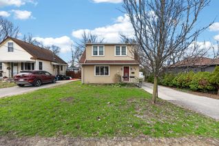 Detached House for Sale, 32 Adelaide St, Barrie, ON