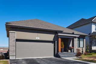 Detached House for Sale, 26 Salamander Way, Blossom Park - Airport and Area, ON