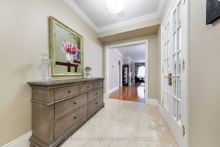 Apartment for Sale, 7071 Bayview Ave #204, Markham, ON