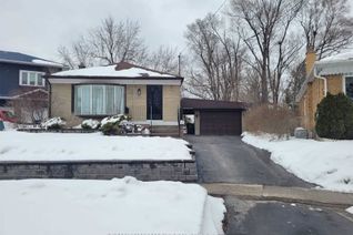 Bungalow for Rent, 56 Courton Dr #Bsmnt 2, Toronto, ON