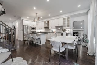 Townhouse for Sale, 14 Queen Mary Ct, Vaughan, ON