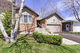 Detached House for Sale, 331 Primrose Ln, Newmarket, ON