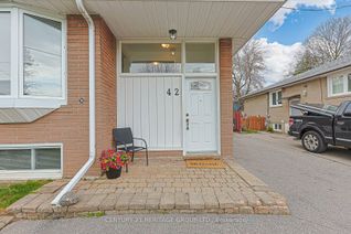 Semi-Detached House for Sale, 42 Lindsay Ave, Newmarket, ON