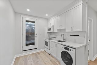 Townhouse for Rent, 233 Greenwood Ave #2, Toronto, ON