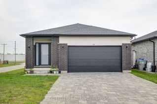 Bungalow for Sale, 42 Alexander Cir, Strathroy-Caradoc, ON