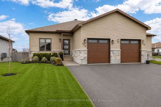 Semi-Detached House for Sale, 440 Arora Cres, North Dundas, ON