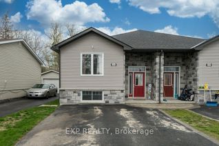 Semi-Detached House for Sale, 102 Davis St E #A, Quinte West, ON