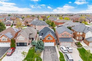 Bungaloft for Sale, 6113 Maple Gate Cir, Mississauga, ON