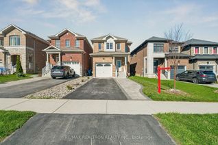 Detached House for Sale, 494 Rita's Ave, Newmarket, ON