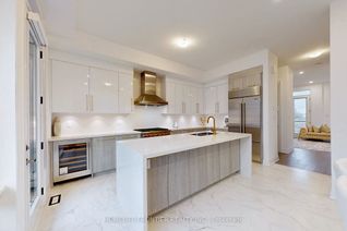 Semi-Detached House for Sale, 40 Chiara Rose Ln, Richmond Hill, ON