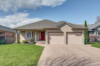 Backsplit for Sale, 19 Oriole Ln, St. Thomas, ON