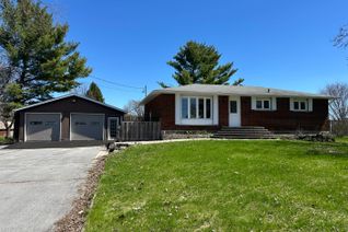 Detached House for Sale, 3837 Holmes Rd, Frontenac, ON