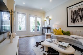 Condo Townhouse for Sale, 70 Byng Ave #8, Toronto, ON