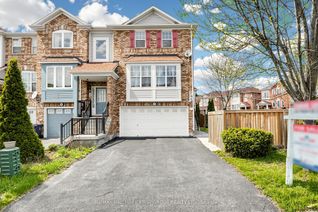 Freehold Townhouse for Sale, 61 Reindeer Dr, Toronto, ON