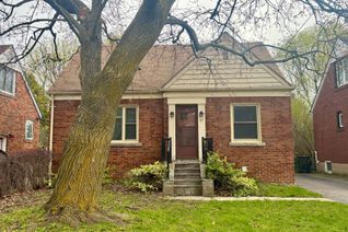 Detached House for Sale, 21 Plaxton Dr, Toronto, ON