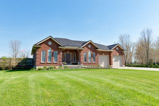 Bungalow for Sale, 653 Peter St, Strathroy-Caradoc, ON