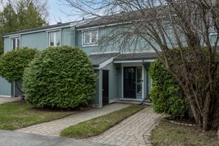 Condo Townhouse for Rent, 125 Fairway Cres #16, Collingwood, ON