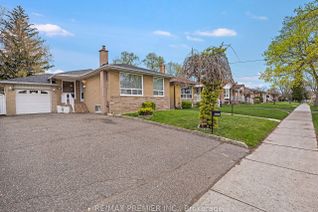 Property for Sale, 108 Thistle Down Blvd, Toronto, ON