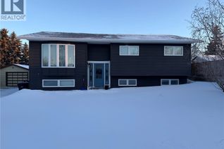 Detached House for Sale, 405 3rd Avenue W, Biggar, SK