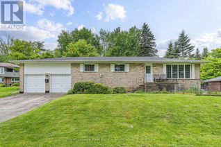 Bungalow for Sale, 112 Park Street E, Halton Hills (Glen Williams), ON Bungalow for Sale, 112 Park Street E, Halton Hills (Glen Williams), ON