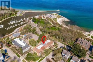 Townhouse for Sale, 21 Chisholm Street, Oakville (CO Central), ON