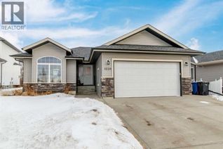 Property for Sale, 1231 21 Street, Bowden, AB