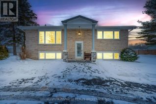 Bungalow for Sale, 3567 Egremont Road, Plympton-Wyoming (Plympton Wyoming), ON