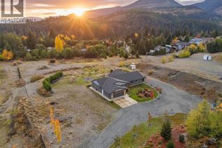 Property for Sale, 1700 Warn Way, Qualicum Beach, BC