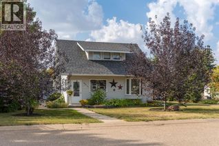 Detached House for Sale, 4825 51 Street, Sedgewick, AB
