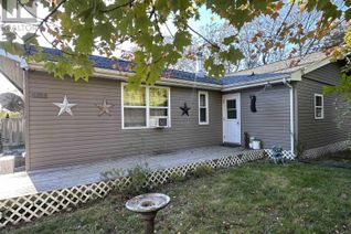 Detached House for Sale, 101 Parr Street, Shelburne, NS