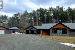 House for Sale, 6672 Highway 1, Coldbrook, NS