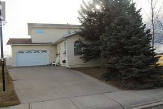 Detached House for Sale, 1604 7a Avenue, Fort Macleod, AB