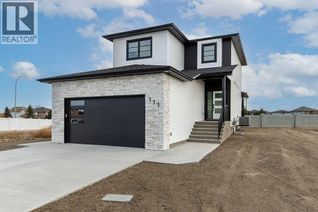 Detached House for Sale, 111 Sierra Road Sw, Medicine Hat, AB