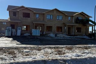 Freehold Townhouse for Sale, 43 Taskamanwa Terrace, Saskatoon, SK