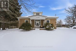 Detached House for Sale, 899 Keg Lane, Brant (Paris), ON