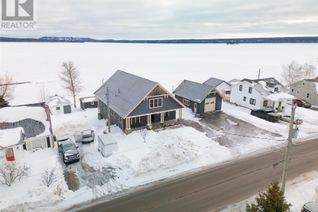 Detached House for Sale, 28 Church Road, Botwood, NL