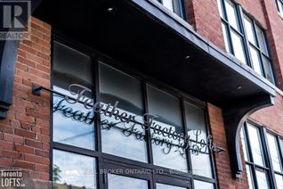 Property for Sale, 2154 Dundas Street W #PH3, Toronto (Roncesvalles), ON