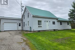Detached House for Sale, 118 Hubbs Road, Prince Edward County (Ameliasburg Ward), ON