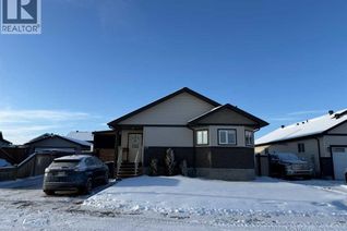 House for Sale, 125 Beardsley Crescent, Fort McMurray, AB