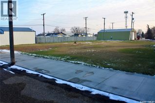 Property for Sale, 402 Second Street, Dundurn, SK