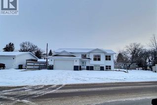 House for Sale, 5209 57 Avenue, Ponoka, AB House for Sale, 5209 57 Avenue, Ponoka, AB