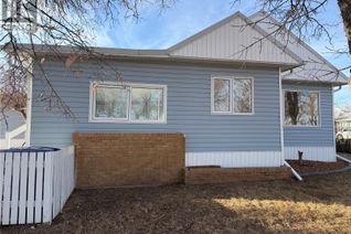 Bungalow for Sale, 133 Railway Avenue, Ponteix, SK Bungalow for Sale, 133 Railway Avenue, Ponteix, SK