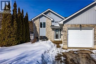 Semi-Detached House for Sale, 62 Beckett Boulevard, Tillsonburg, ON