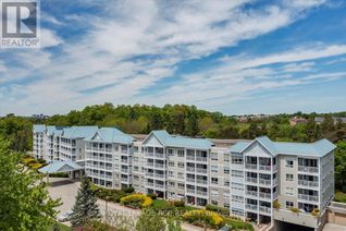 Property for Sale, 900 Bogart Mill Trail #212, Newmarket (Gorham-College Manor), ON