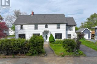 House for Sale, 41 Alexandra Avenue, Bridgewater, NS