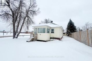 Bungalow for Sale, 60 Egerton Street, Kapuskasing, ON