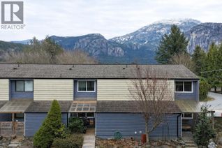 Townhouse for Sale, 38455 Wilson Crescent #7, Squamish, BC
