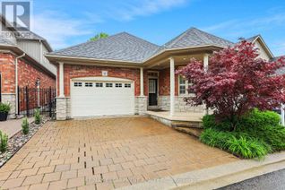 Property for Sale, 8 Muscat Drive #4, Grimsby (Grimsby East), ON